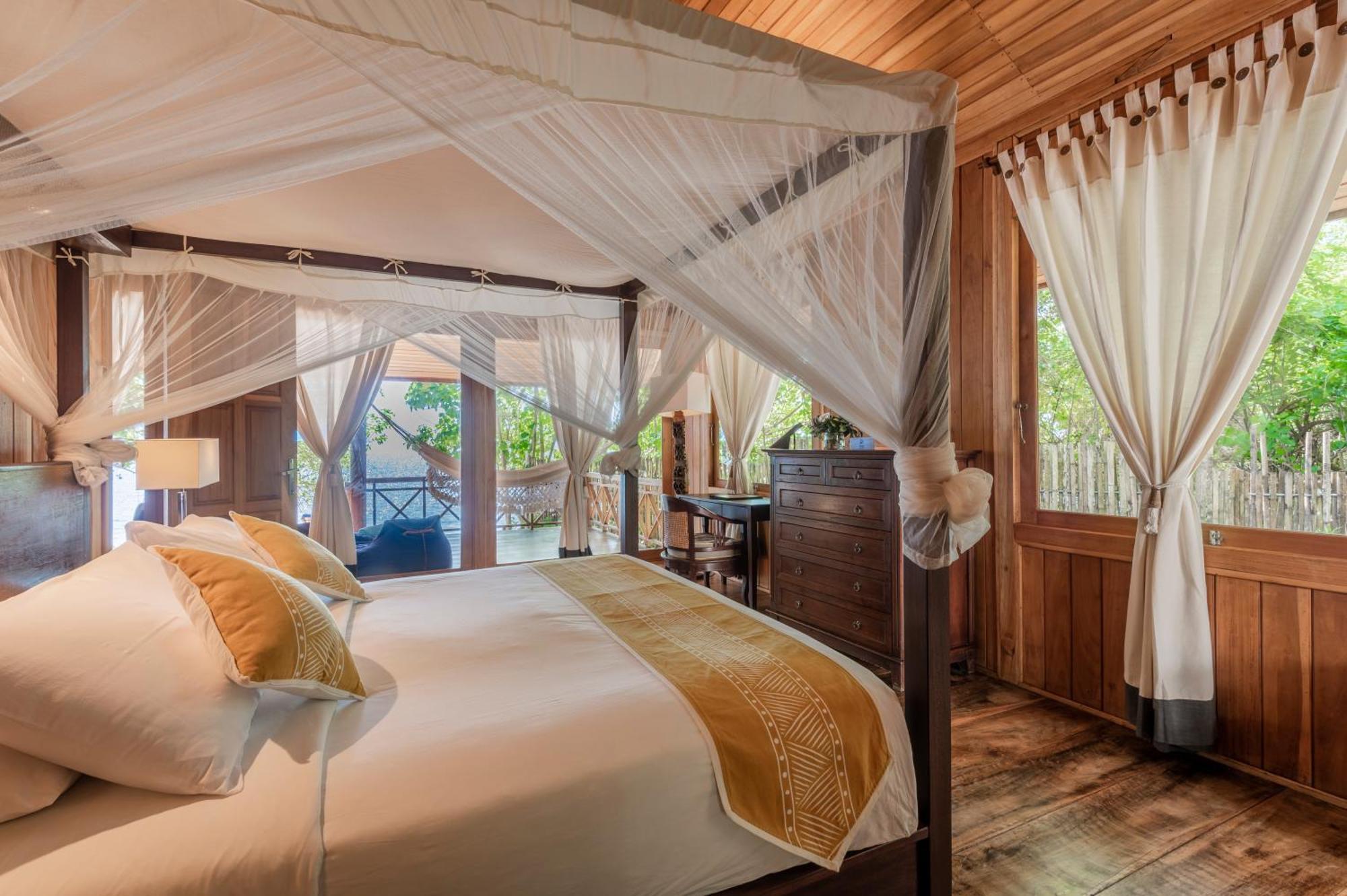 Siladen Resort & Spa Bunaken Luaran gambar