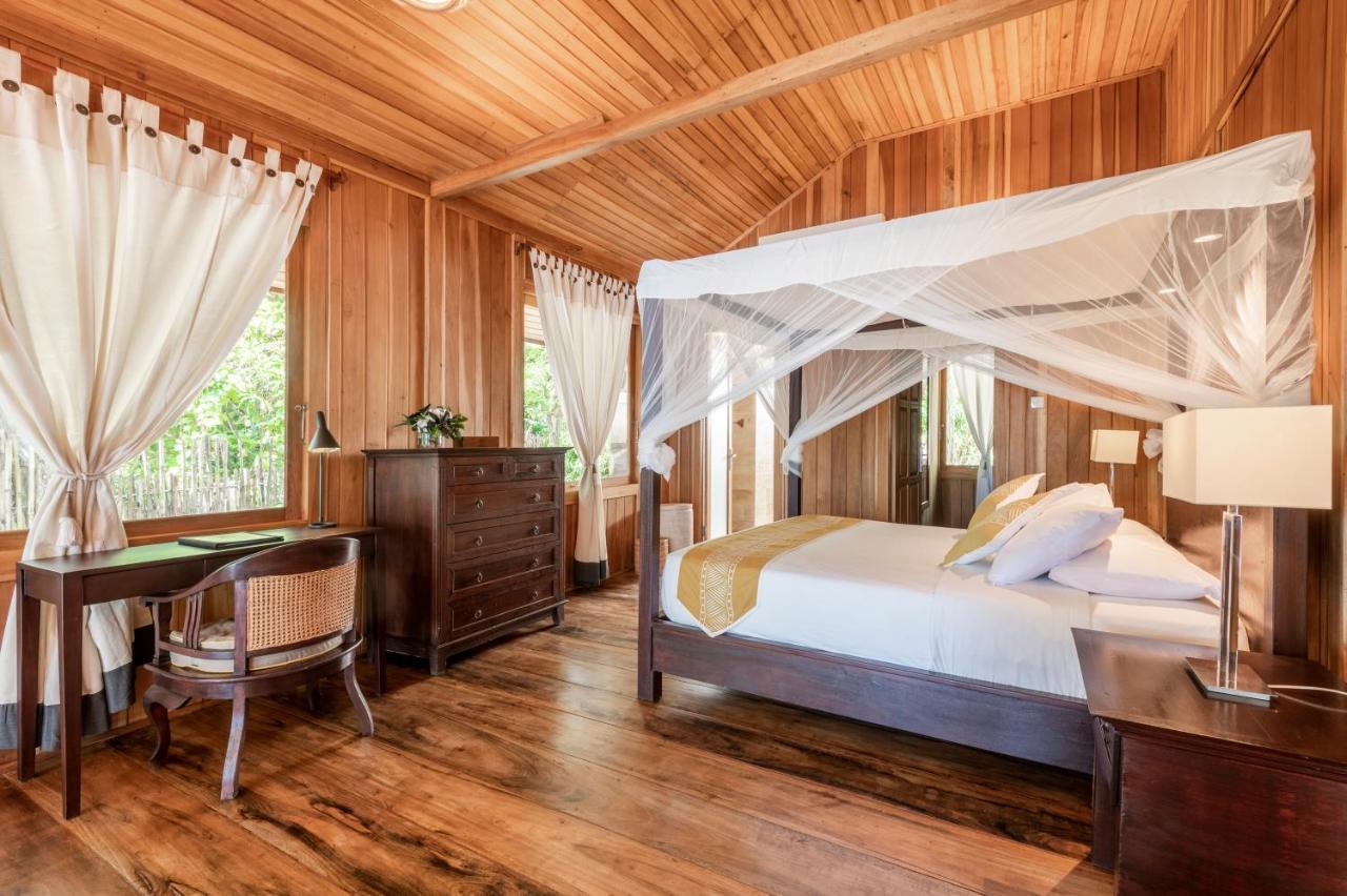 Siladen Resort & Spa Bunaken Luaran gambar